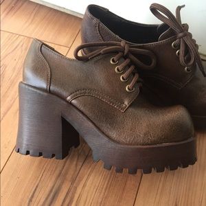 platform shoes brown